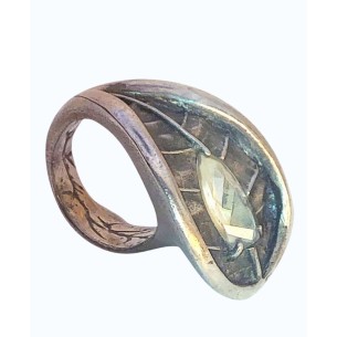 Après la pluie, bague-feuille en argent avec béryl